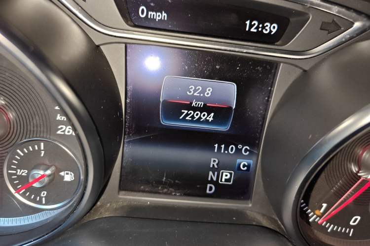 Used Mercedes-Benz GLA 2019 GLA 200 Fashion Model Odometer Close Up