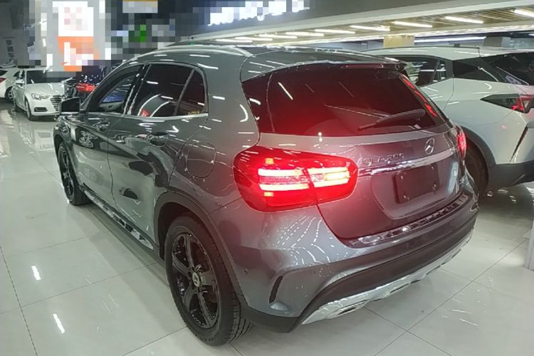 Used Mercedes-Benz GLA 2019 GLA 200 Fashion Model Rear Left 45 Deg