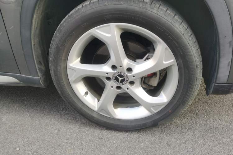 Used Mercedes-Benz GLA 2019 GLA 200 Dynamic Edition Right Front Wheel Hub