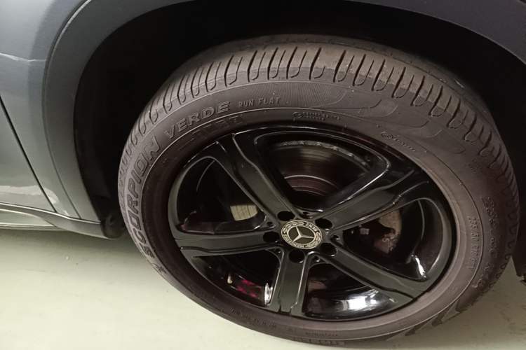 Used Mercedes-Benz GLA 2019 GLA 200 Fashion Model Right Front Wheel Hub