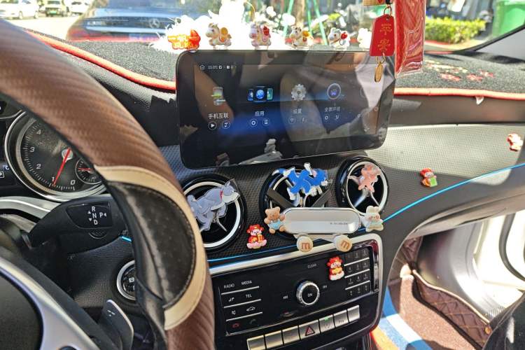 Used Mercedes-Benz GLA 2019 GLA 200 Fashion Model Audio And AC Panel