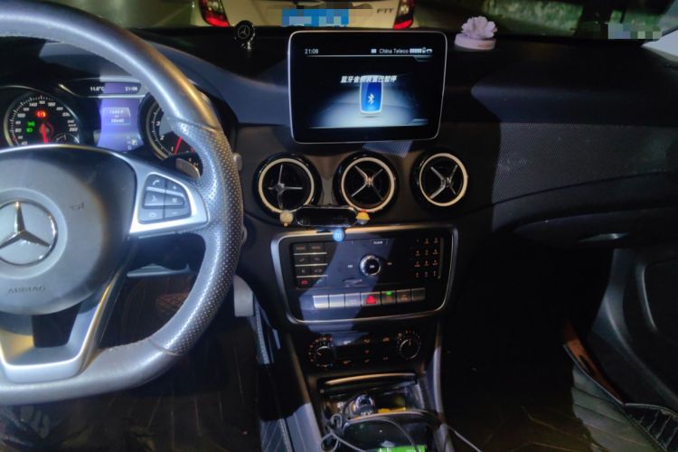 Used Mercedes-Benz GLA 2019 GLA 200 Dynamic Edition Audio And AC Panel