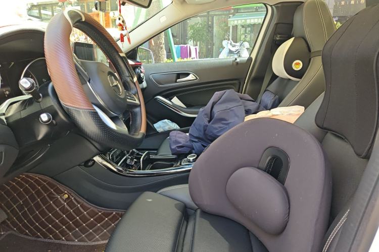 Used Mercedes-Benz GLA 2019 GLA 200 Fashion Model Left Front Seat
