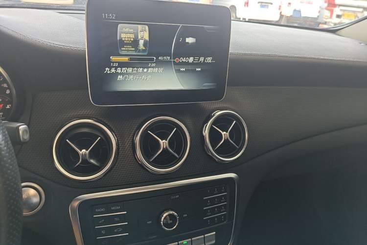 Used Mercedes-Benz GLA 2019 GLA 200 Fashion Model Audio And AC Panel