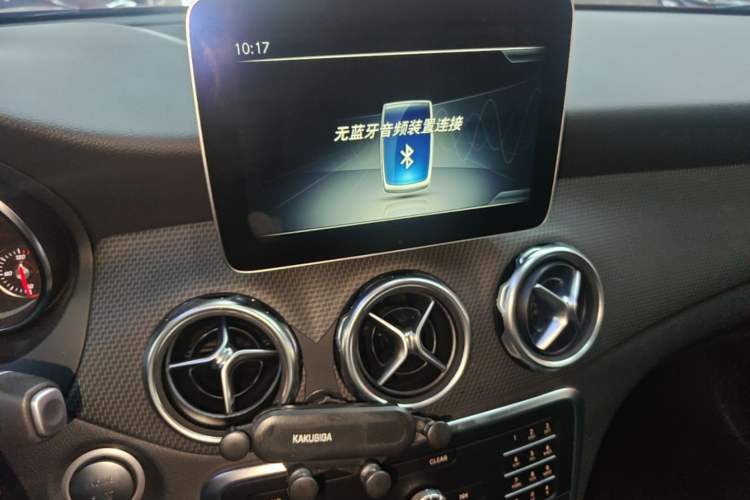 Used Mercedes-Benz GLA 2019 GLA 200 Dynamic Edition Audio And AC Panel