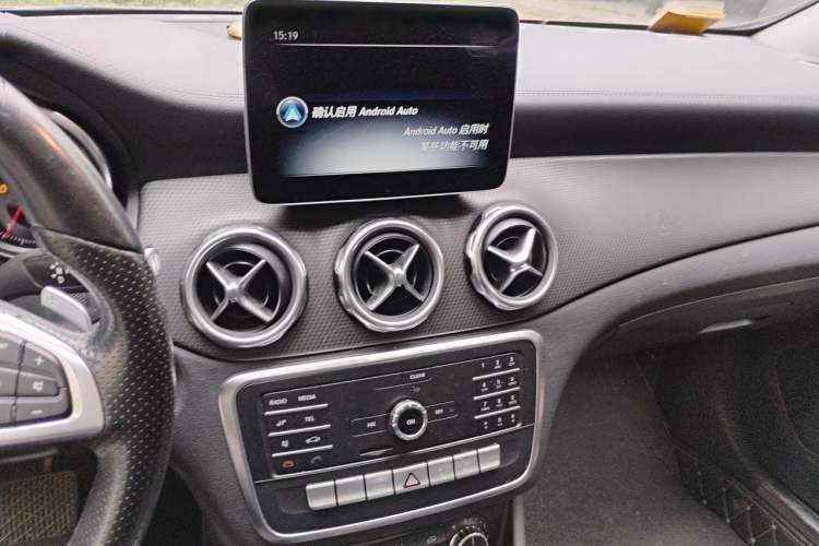 Used Mercedes-Benz GLA 2019 GLA 200 Fashion Model Audio And AC Panel