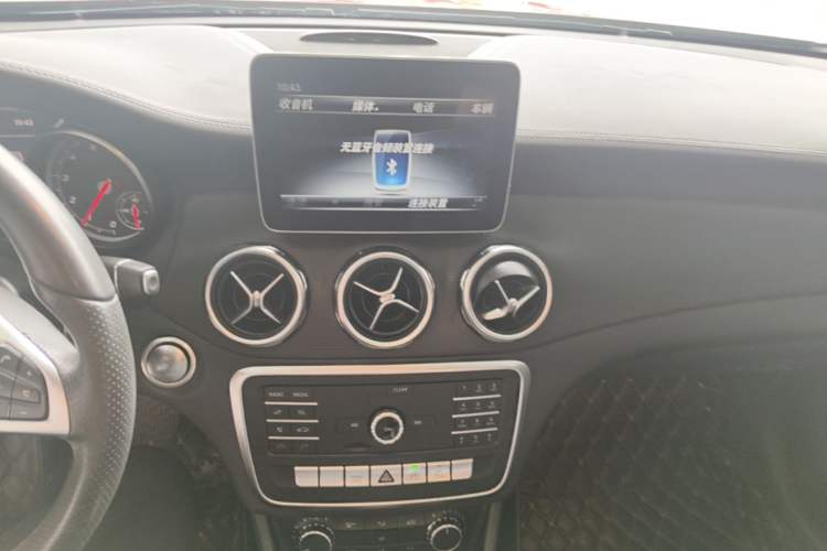 Used Mercedes-Benz GLA 2019 GLA 200 Fashion Model Audio And AC Panel