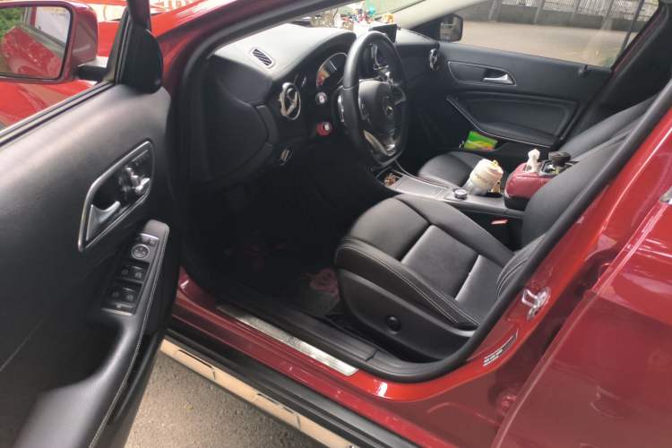 Used Mercedes-Benz GLA 2019 GLA 200 Fashion Model Driver Seat