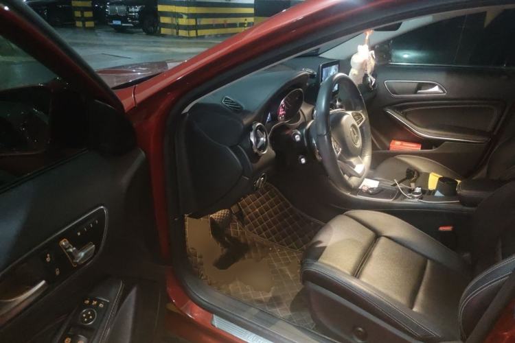 Used Mercedes-Benz GLA 2019 GLA 200 Fashion Model Driver Seat
