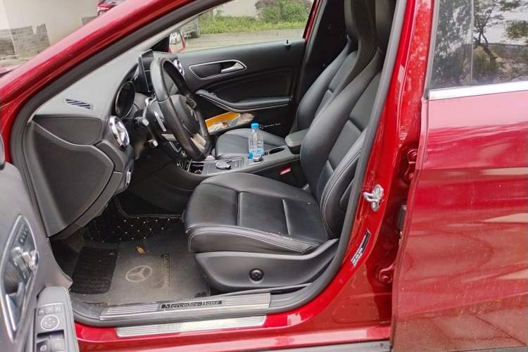 Used Mercedes-Benz GLA 2019 GLA 200 Fashion Model Driver Seat