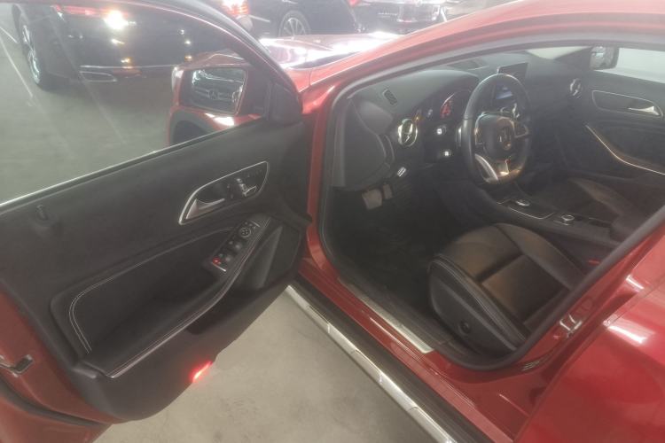Used Mercedes-Benz GLA 2019 GLA 200 Fashion Model Driver Seat