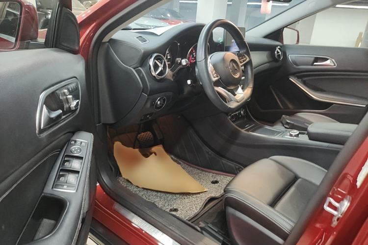 Used Mercedes-Benz GLA 2019 GLA 200 Fashion Model Driver Seat