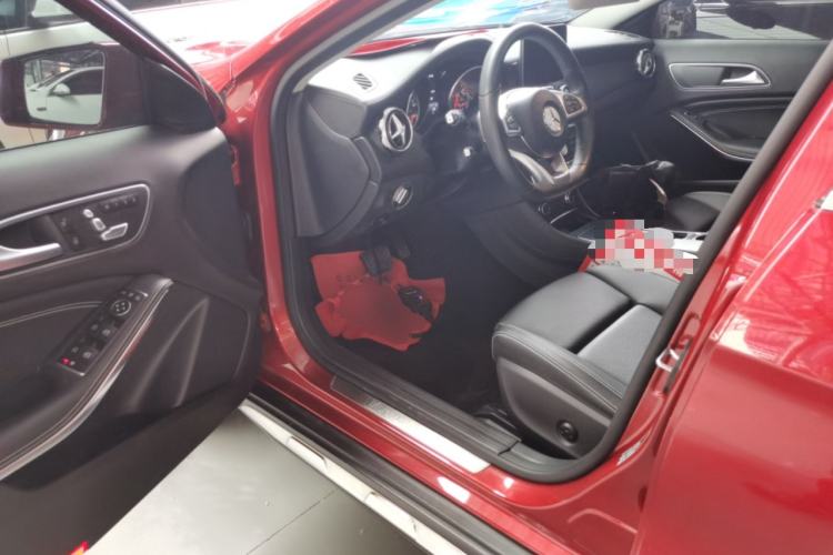 Used Mercedes-Benz GLA 2019 GLA 200 Fashion Model Driver Seat