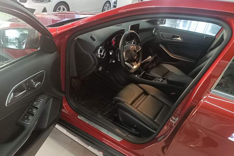 Used Mercedes-Benz GLA 2019 GLA 200 Fashion Model Driver Seat
