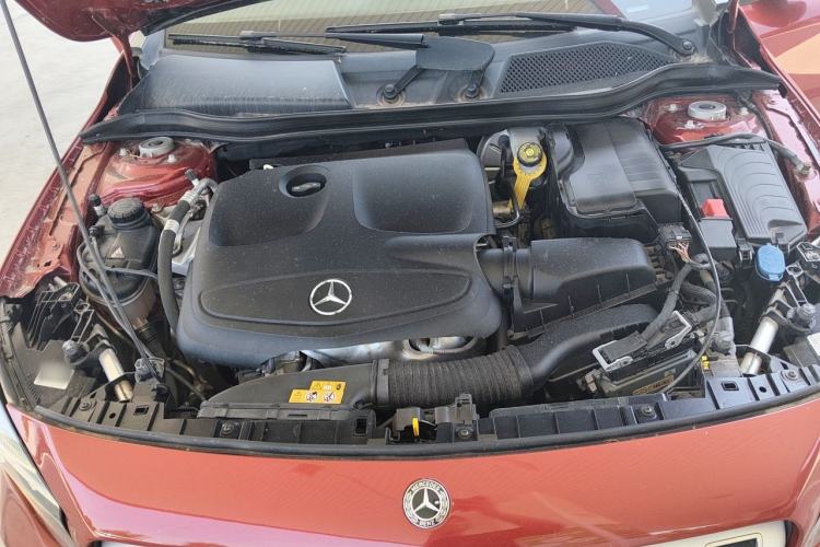 Used Mercedes-Benz GLA 2019 GLA 200 Dynamic Edition Engine Bay