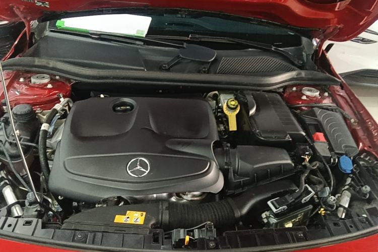 Used Mercedes-Benz GLA 2019 GLA 200 Fashion Model Engine Bay