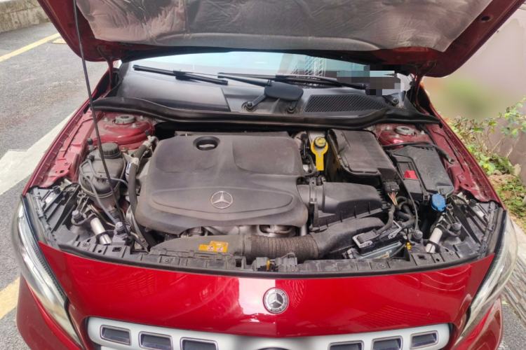 Used Mercedes-Benz GLA 2019 GLA 200 Fashion Model Engine Bay