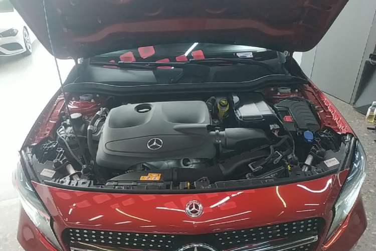 Used Mercedes-Benz GLA 2019 GLA 200 Dynamic Edition Engine Bay