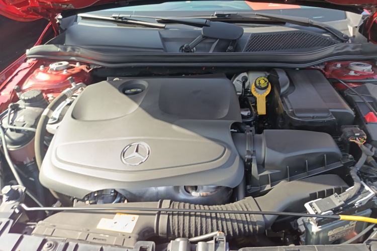 Used Mercedes-Benz GLA 2019 GLA 200 Fashion Model Engine Bay
