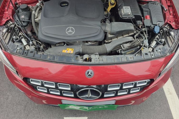 Used Mercedes-Benz GLA 2019 GLA 220 4MATIC Sport Edition Engine Bay