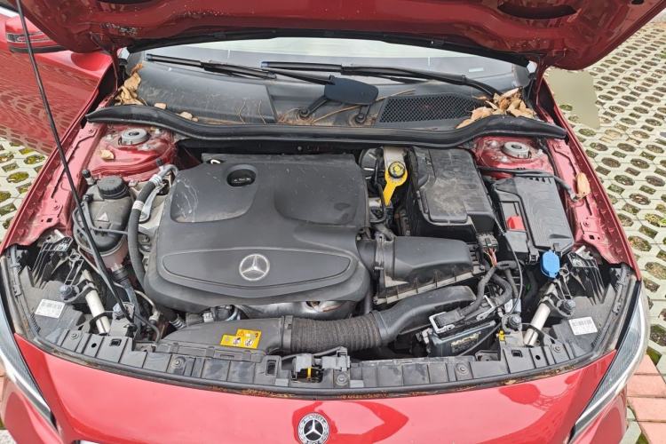 Used Mercedes-Benz GLA 2019 GLA 200 Dynamic Edition Engine Bay