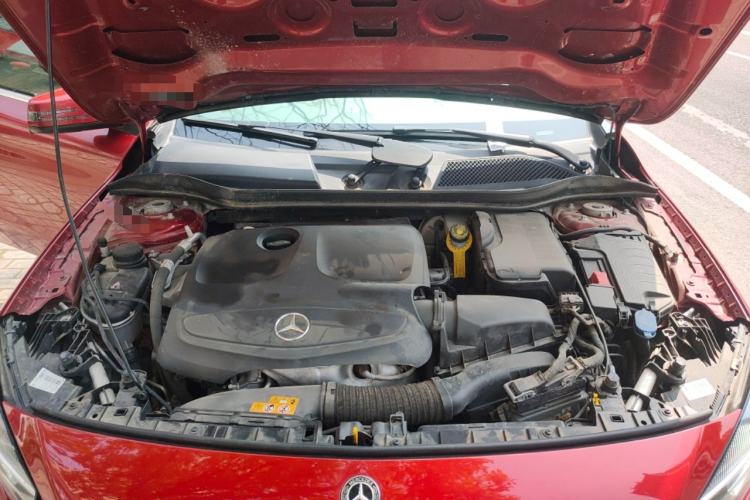 Used Mercedes-Benz GLA 2019 GLA 200 Dynamic Edition Engine Bay