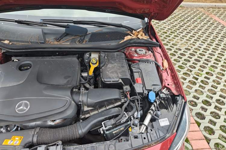 Used Mercedes-Benz GLA 2019 GLA 200 Dynamic Edition Engine Bay Left