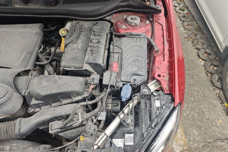 Used Mercedes-Benz GLA 2019 GLA 200 Fashion Model Engine Bay Left