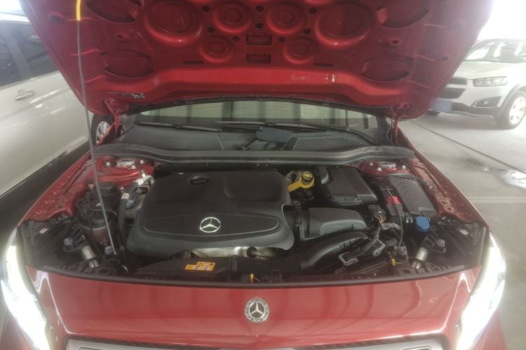 Used Mercedes-Benz GLA 2019 GLA 200 Fashion Model Engine Bay
