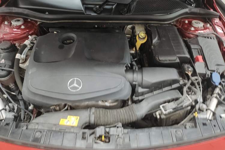 Used Mercedes-Benz GLA 2019 GLA 200 Fashion Model Engine Bay