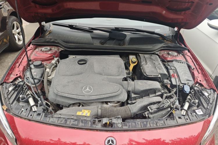 Used Mercedes-Benz GLA 2019 GLA 200 Fashion Model Engine Bay