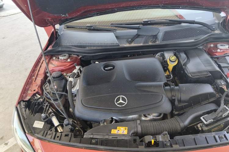 Used Mercedes-Benz GLA 2019 GLA 200 Dynamic Edition Engine Bay Right