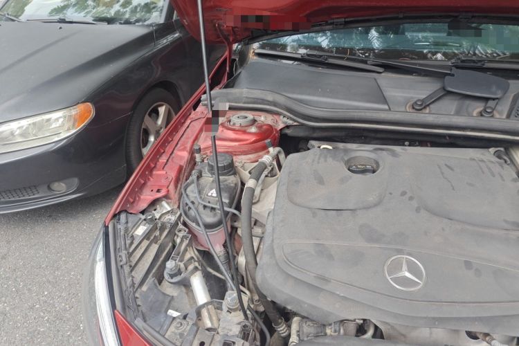 Used Mercedes-Benz GLA 2019 GLA 200 Fashion Model Engine Bay Right
