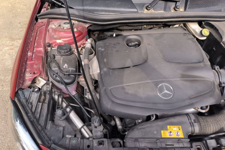 Used Mercedes-Benz GLA 2019 GLA 200 Fashion Model Engine Bay Right