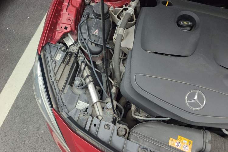 Used Mercedes-Benz GLA 2019 GLA 220 4MATIC Sport Edition Engine Bay Right