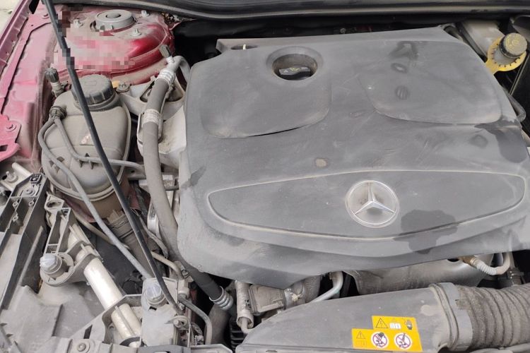 Used Mercedes-Benz GLA 2019 GLA 200 Fashion Model Engine Bay Right