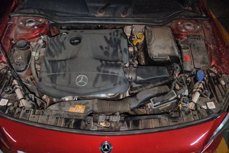 Used Mercedes-Benz GLA 2019 GLA 200 Fashion Model Engine Bay
