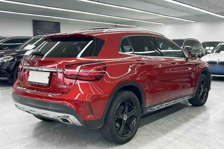 Used Mercedes-Benz GLA 2019 GLA 200 Fashion Model Exterior 1