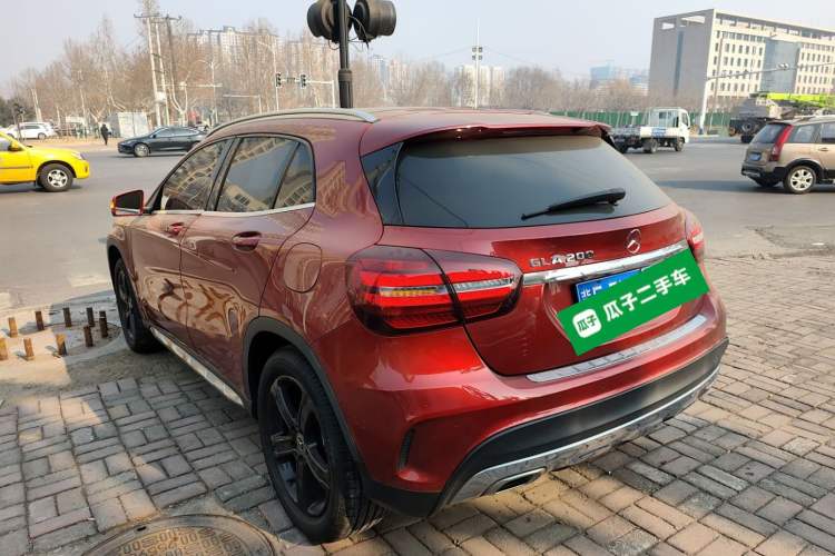 Used Mercedes-Benz GLA 2019 GLA 200 Fashion Model Exterior 2