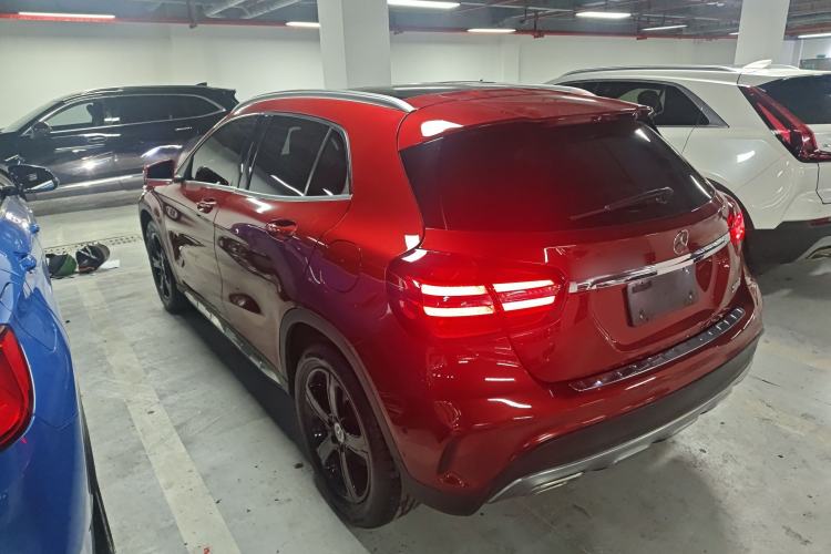 Used Mercedes-Benz GLA 2019 GLA 200 Fashion Model Exterior 2