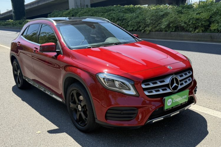 Used Mercedes-Benz GLA 2019 GLA 200 Fashion Model Exterior 4