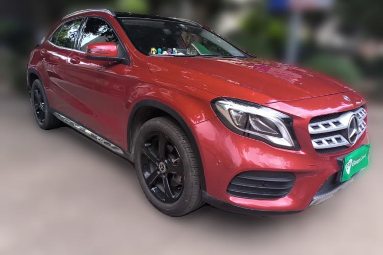 Used Mercedes-Benz GLA 2019 GLA 200 Fashion Model Front Right 45 Deg