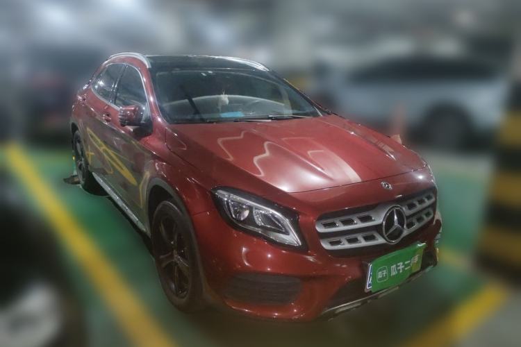 Used Mercedes-Benz GLA 2019 GLA 200 Fashion Model Front Right 45 Deg