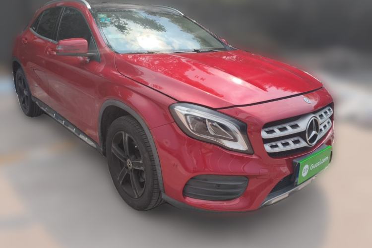 Used Mercedes-Benz GLA 2019 GLA 200 Fashion Model Front Right 45 Deg