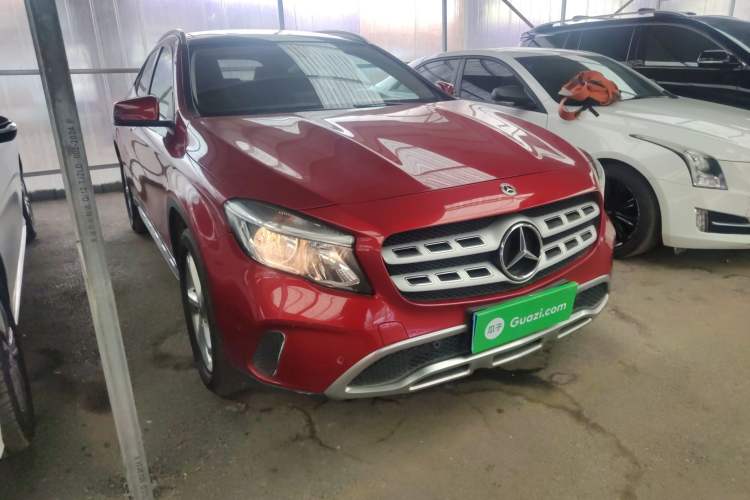 Used Mercedes-Benz GLA 2019 GLA 200 Dynamic Edition Front Right 45 Deg