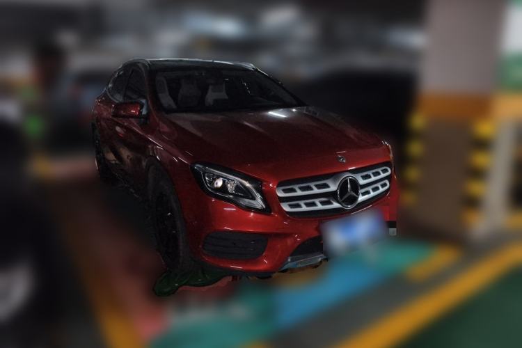 Used Mercedes-Benz GLA 2019 GLA 200 Fashion Model Front Right 45 Deg