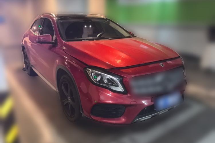 Used Mercedes-Benz GLA 2019 GLA 200 Fashion Model Front Right 45 Deg