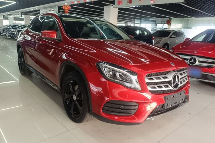 Used Mercedes-Benz GLA 2019 GLA 200 Fashion Model Front Right 45 Deg
