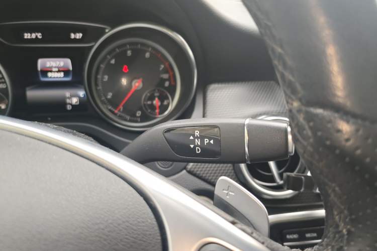 Used Mercedes-Benz GLA 2019 GLA 200 Dynamic Edition Gear Lever