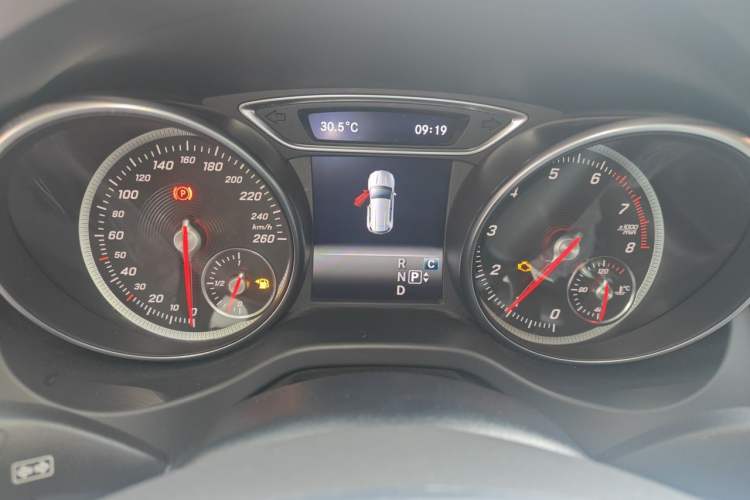 Used Mercedes-Benz GLA 2019 GLA 200 Fashion Model Instrument Cluster